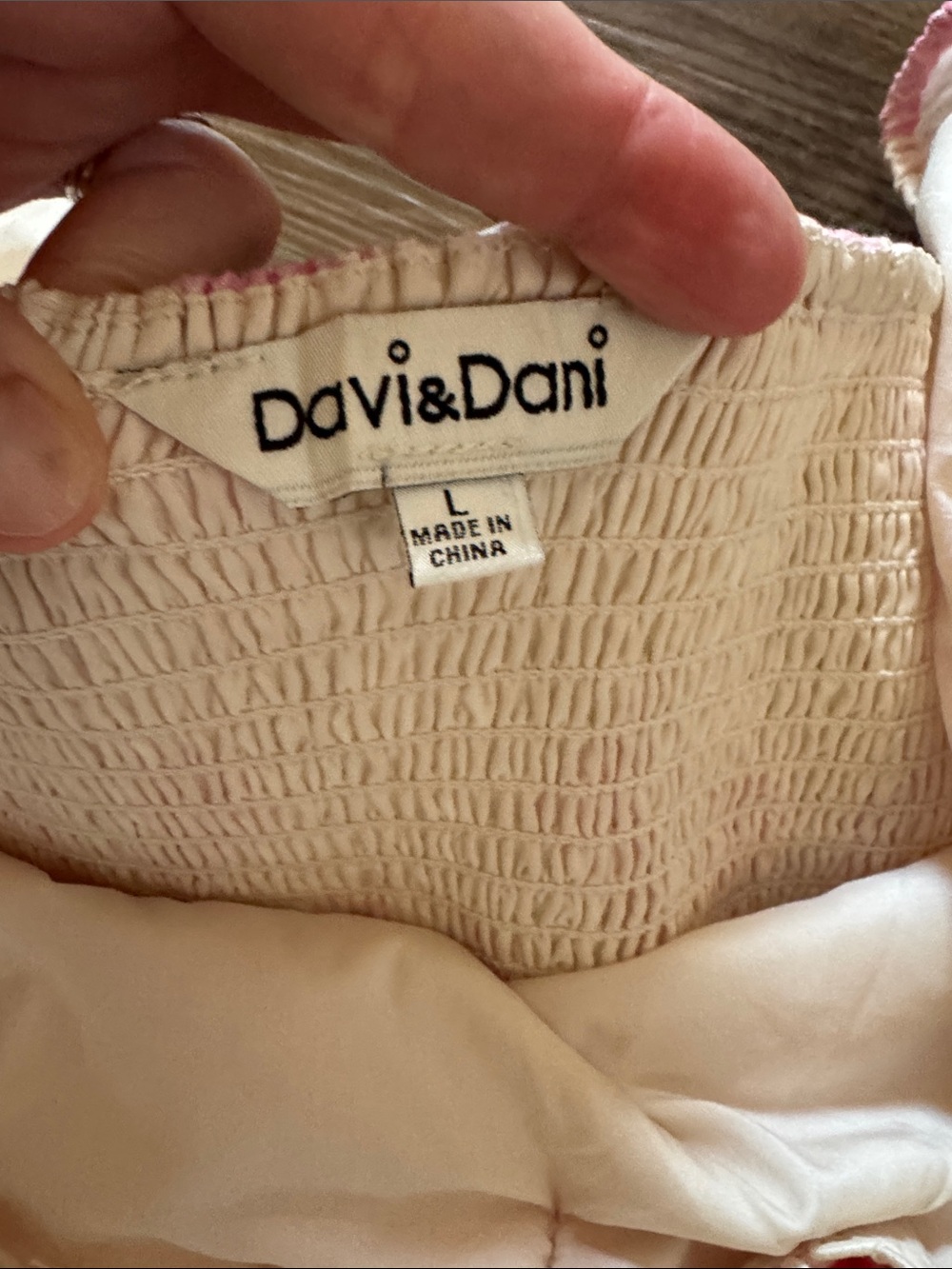 DAVI & DANI cream dress with pink bows🎀 size L - Picture 10 of 13